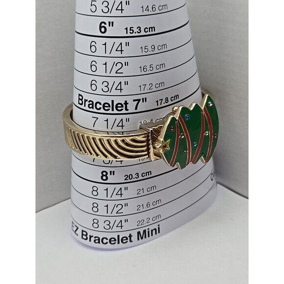 Arm Candy Christmas Tree Ladies Cuff Watch Quartz Gold Tone New Battery Xmas Fun - Picture 9 of 13